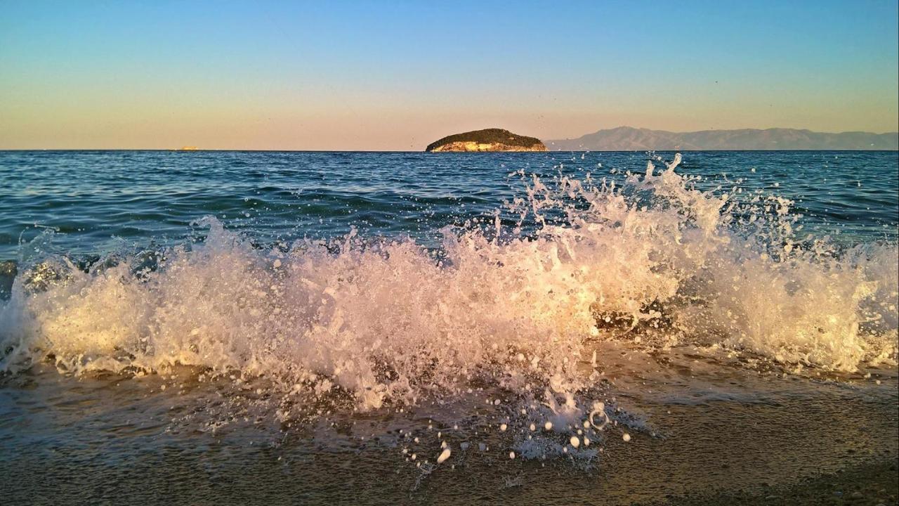 Nea Iraklitsa Marinis Boutique Rooms מראה חיצוני תמונה