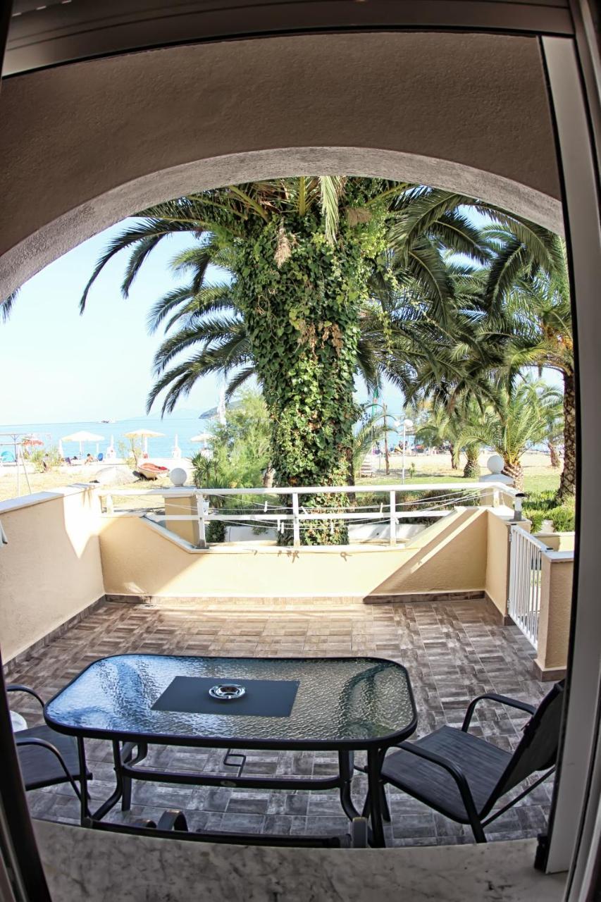 Nea Iraklitsa Marinis Boutique Rooms מראה חיצוני תמונה