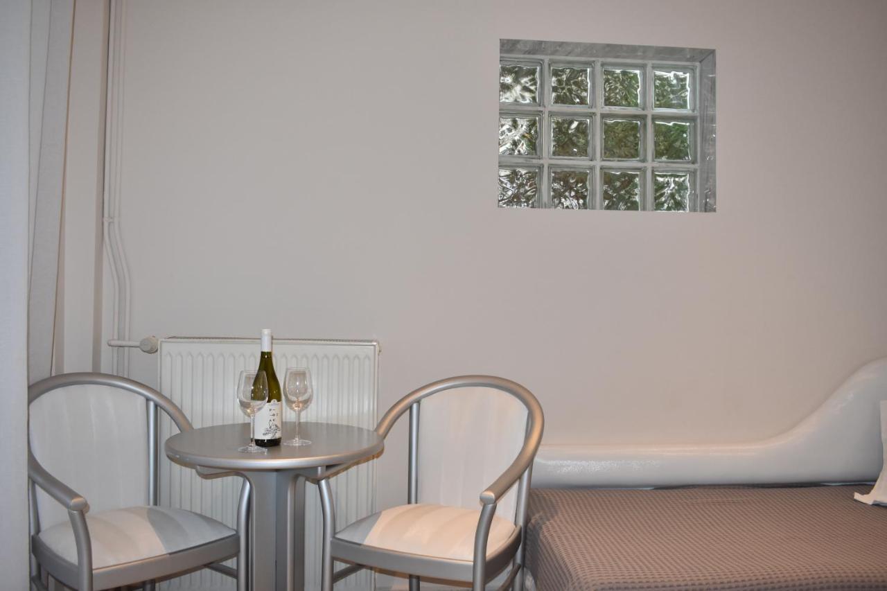 Nea Iraklitsa Marinis Boutique Rooms מראה חיצוני תמונה