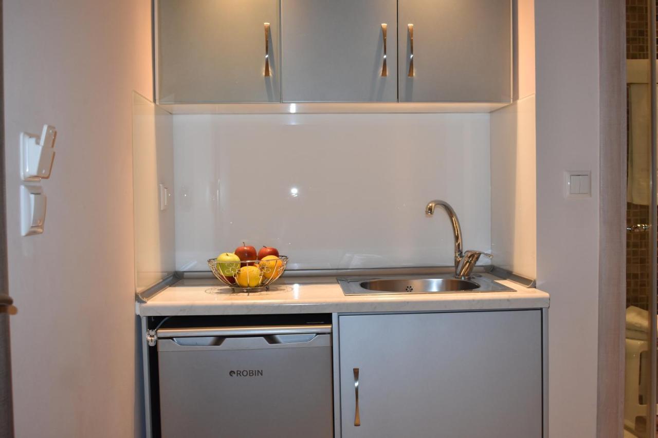 Nea Iraklitsa Marinis Boutique Rooms מראה חיצוני תמונה