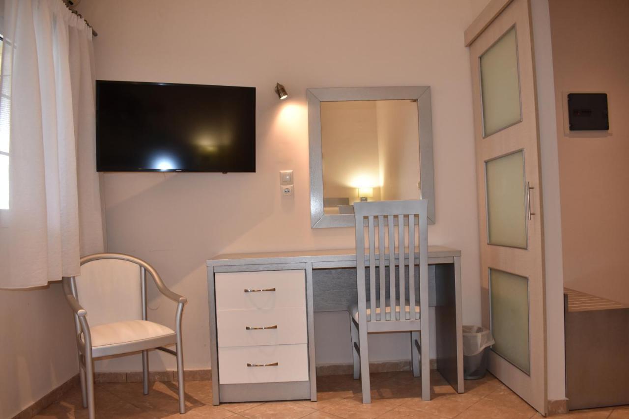 Nea Iraklitsa Marinis Boutique Rooms מראה חיצוני תמונה
