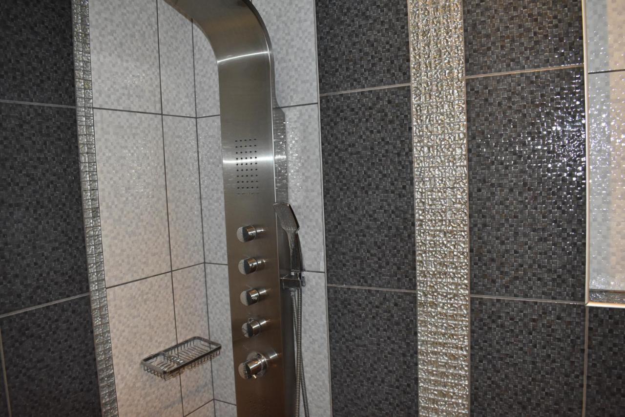 Nea Iraklitsa Marinis Boutique Rooms מראה חיצוני תמונה