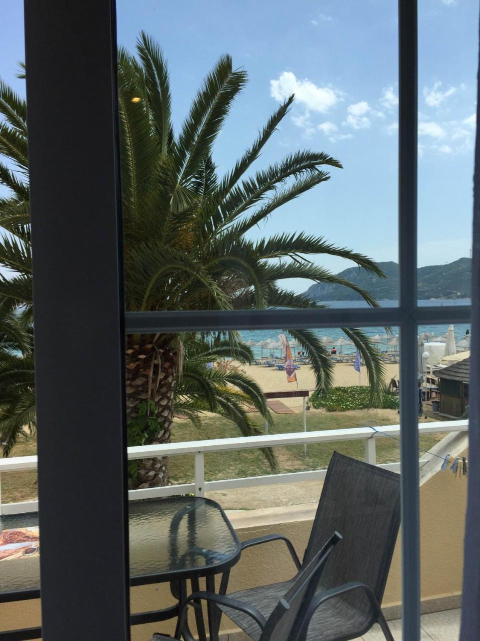 Nea Iraklitsa Marinis Boutique Rooms מראה חיצוני תמונה